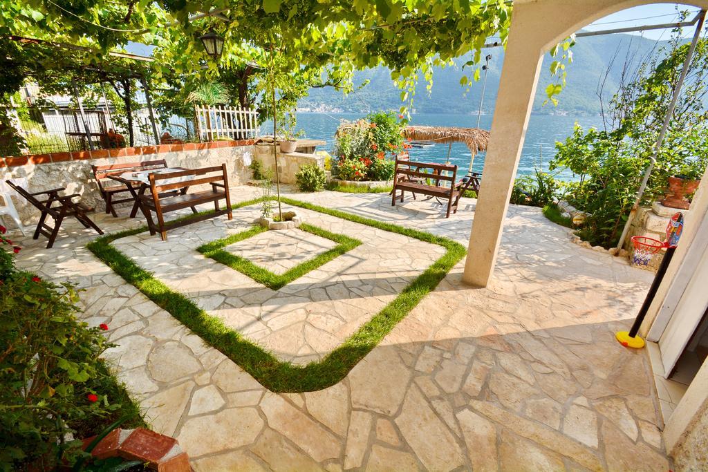 Apartments Krivokapic Perast Zimmer foto